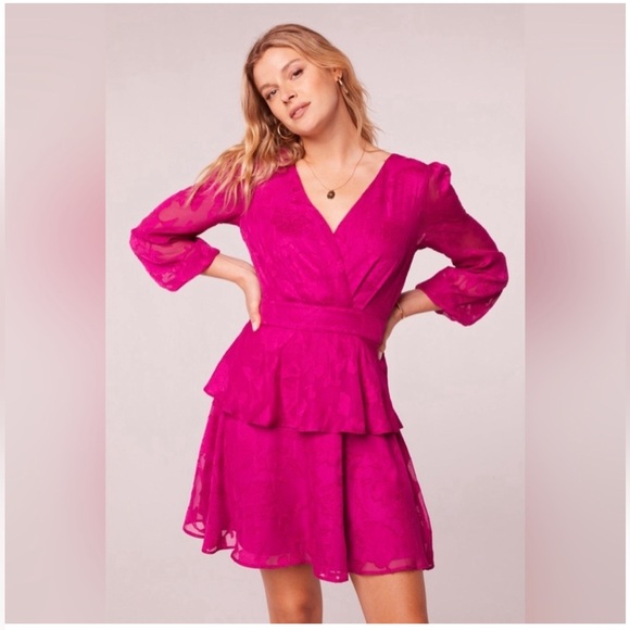 Band of The Free Dresses & Skirts - NWT Band of the Free Fuschia Flowy Dress, Sz Md 💗 Gift w/purchase!